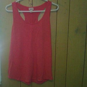 Peach colored tank top